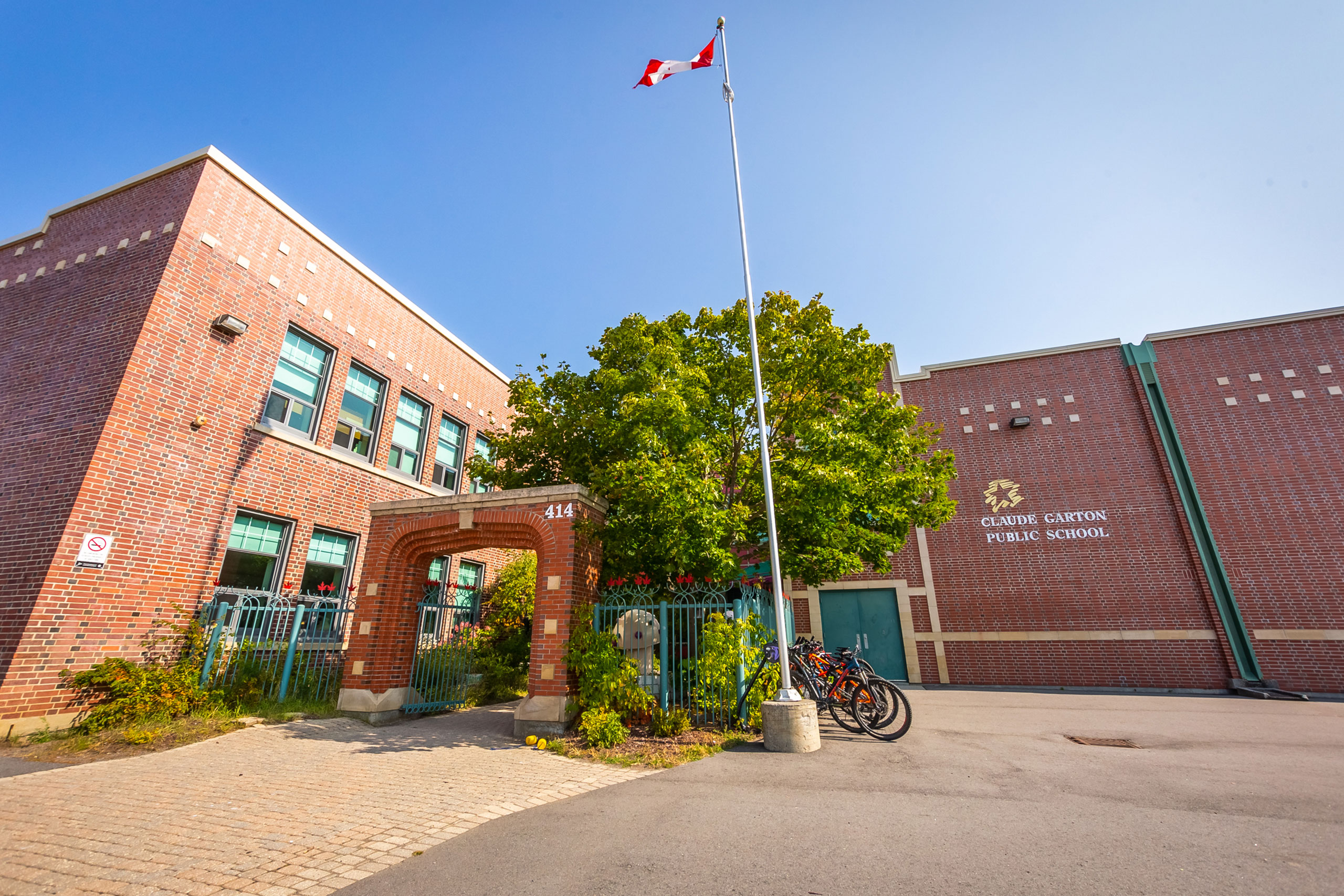 Claude E. Garton Public School